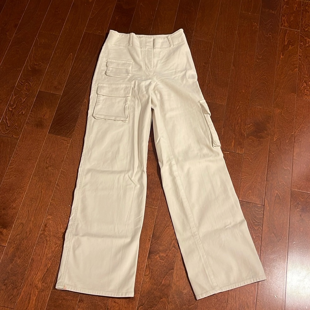 Aritizia cargo size 0 tall